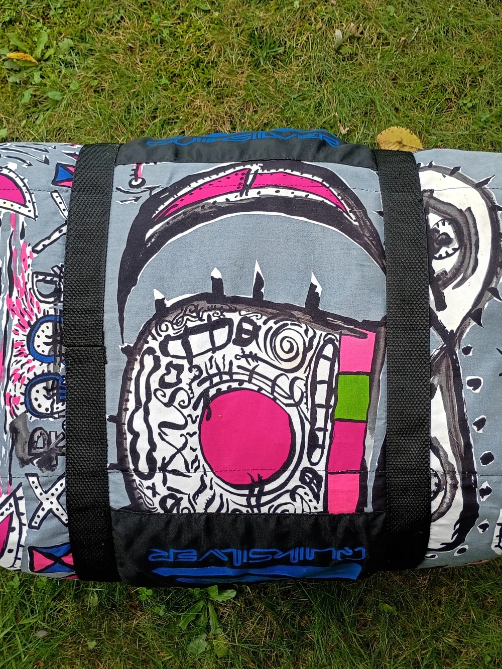 Quiksilver Men's Graphic Duffel Bag in Gray with Pink & Blue Accents
